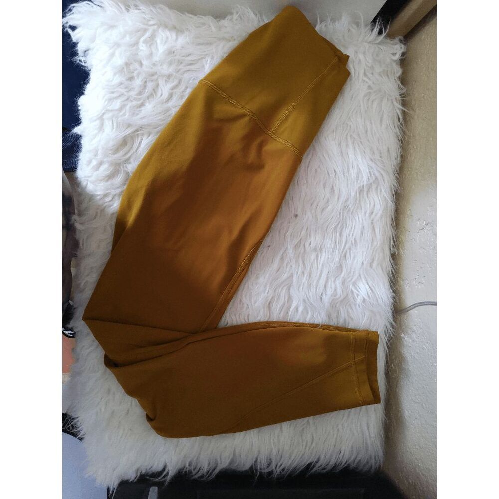 280- Size 4 Lululemon Unlimit High-Rise Tight